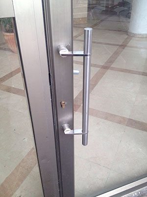 Repair of aluminum doors